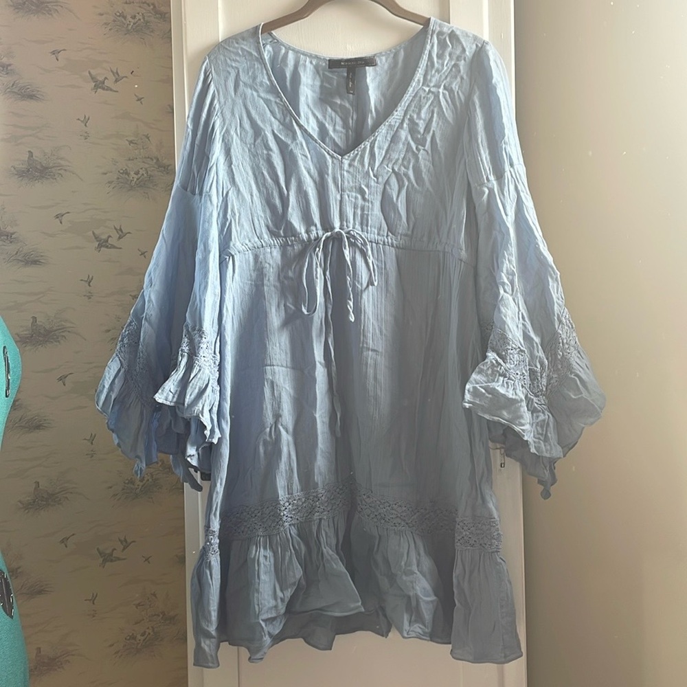 BCBG MAXAZRIA Jackleen Ruffled Peasant Dress Shadow Blue Cover Up -Light Blue
